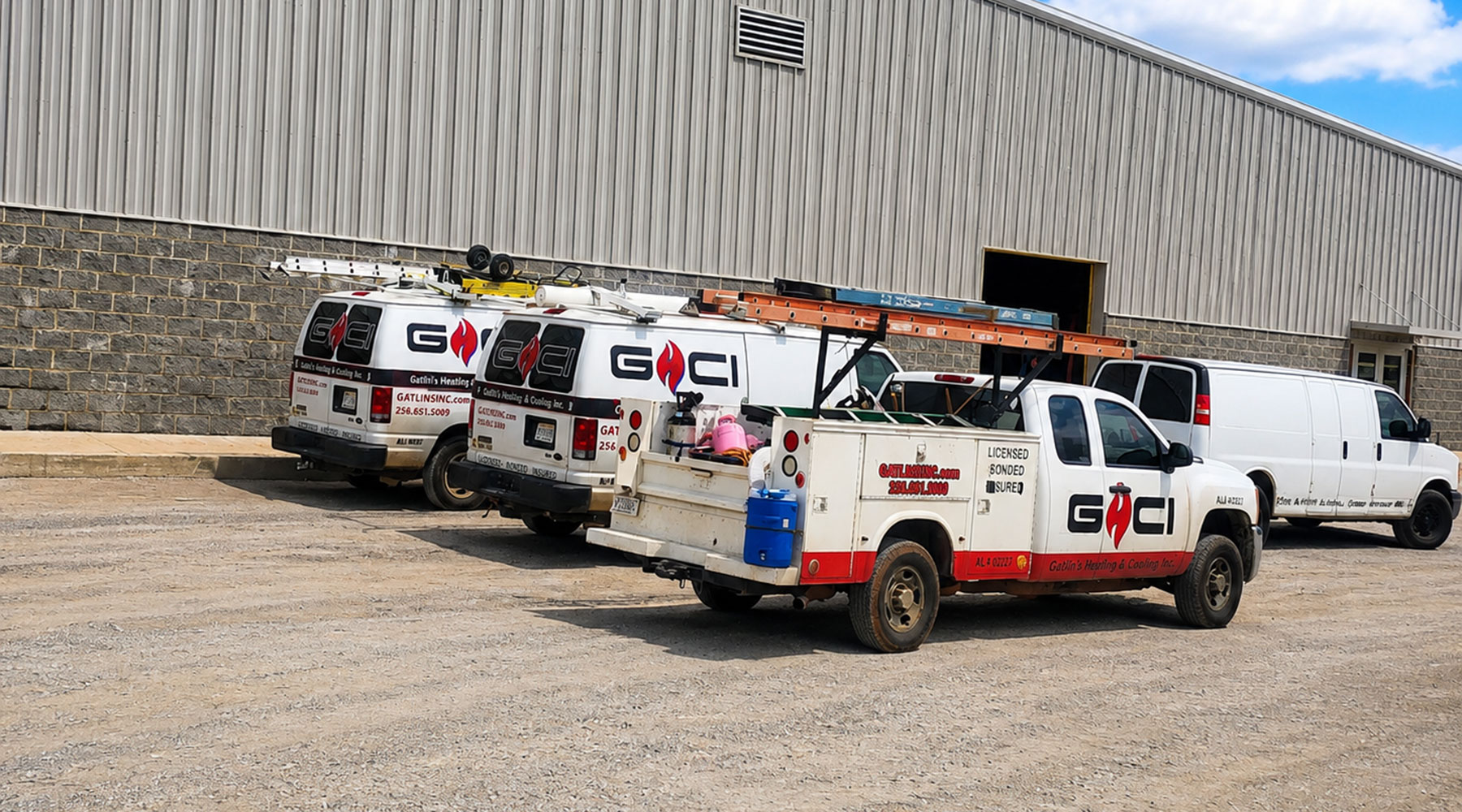 HVAC technician providing heating and cooling service in East Limestone Alabama