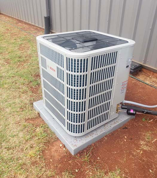 HVAC technician providing heating and cooling service in East Limestone Alabama